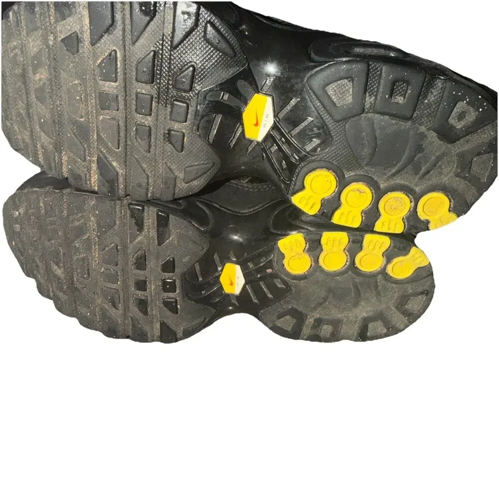 Nike Air Max Plus GS Triple Black Running Trainers 3.5y Kids SrS
